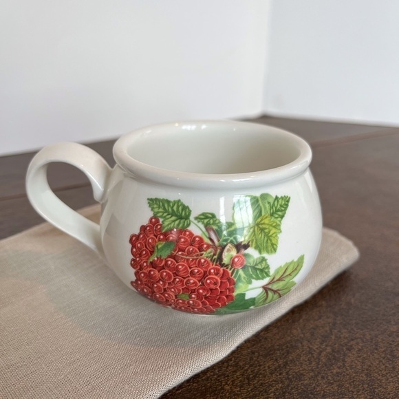 Portmeirion Pomona Footed Breakfast Cup - Picture 2 of 9